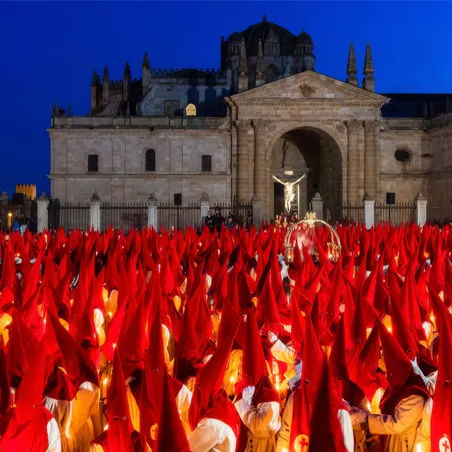 סדנת צילום מקצועית בשבוע הקדוש בספרד